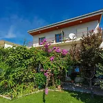 Beeindruckendes Nur 200 Meter Zum Sandstrand Mit Panoramablick