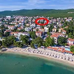 Beeindruckendes Nur 200 Meter Zum Sandstrand Mit Panoramablick * Crikvenica