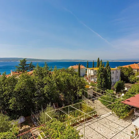 Beeindruckendes Nur 200 Meter Zum Sandstrand Mit Panoramablick * Crikvenica