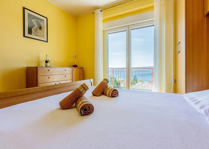 Beeindruckendes Nur 200 Meter Zum Sandstrand Mit Panoramablick Apartament