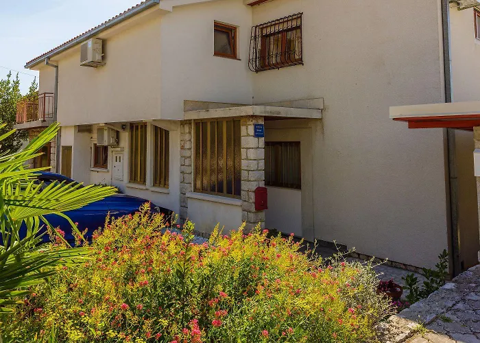 Beeindruckendes Nur 200 Meter Zum Sandstrand Mit Panoramablick Crikvenica