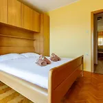 Beeindruckendes Nur 200 Meter Zum Sandstrand Mit Panoramablick Crikvenica