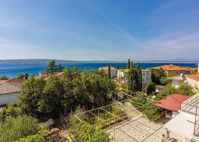 Beeindruckendes Nur 200 Meter Zum Sandstrand Mit Panoramablick * Цриквеница